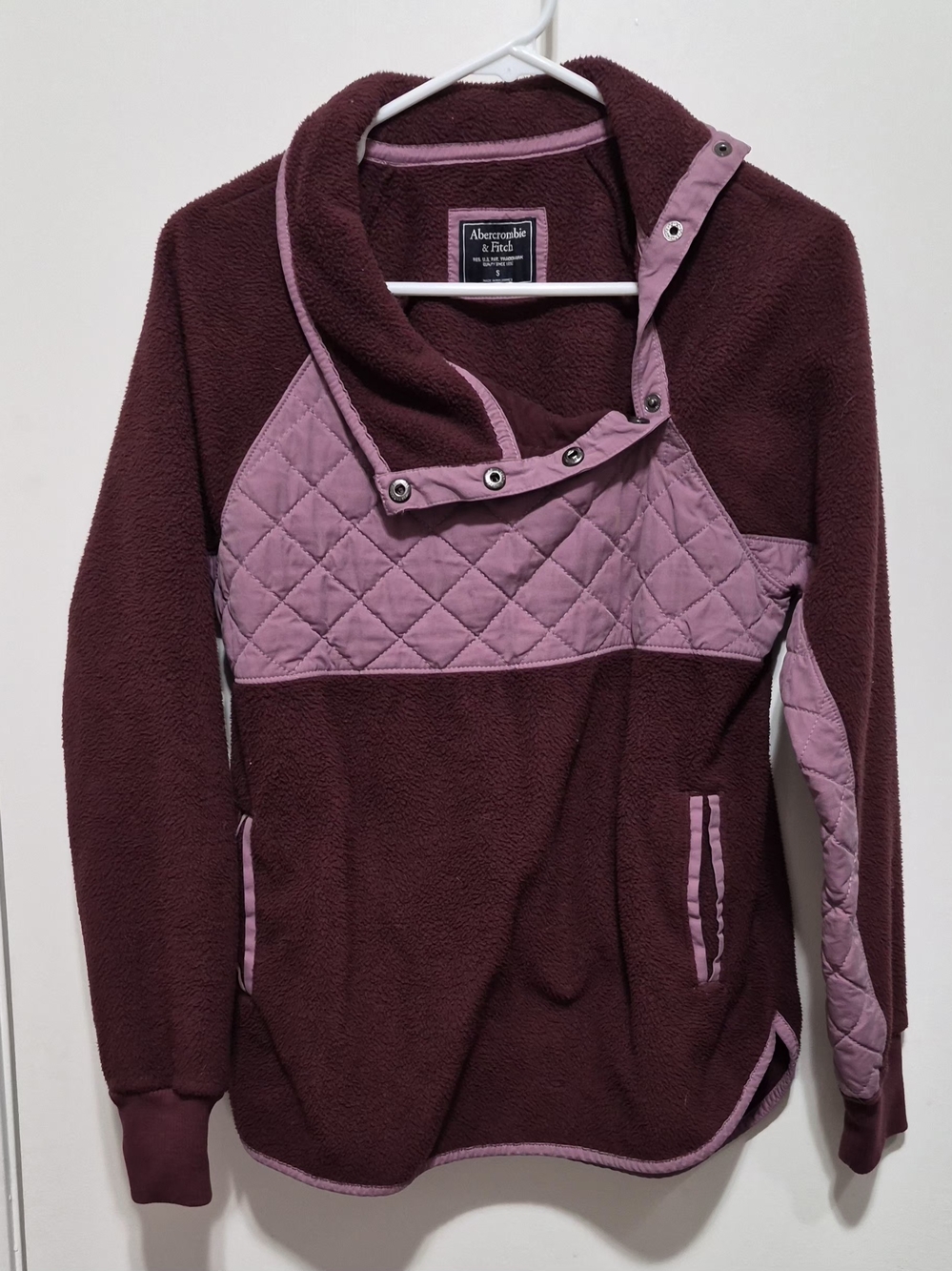 Abercrombie & Fitch Maroon Pullover with Pink Quilted Trim